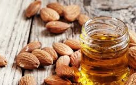 ماذا تعرف عن زيت اللوز؟ .. وفوائده