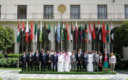 الدكتور علاء التميمي يُطلع وفداً من موظفي وزارة الخارجية السعودية على نشأة جامعة الدول العربية وآليات عملها