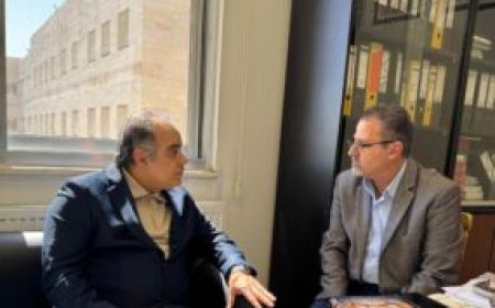 مدير المدارس الأرثوذكسية داود دبابنة يوقع مذكرة اتفاق مع مؤسسة رسالة السلام العالمية لنشر فكر التعايش والسلام بين الطلاب