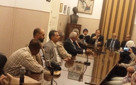 دعوات لمواجهة حروب الجيل الرابع في ندوة "مقاومة الاختراق الثقافي" باتحاد الكتاب