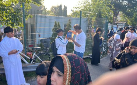 صور وفيديو  .. في قلب فيينا "رسالة السلام" تُهدي القلوب فكر "الشرفاء الحمادي" وسط حضور 50 ألف مصلٍ
