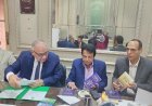 إهداء مؤلفات المفكر علي محمد الشرفاء الحمادي فى  مركز البحوث والدراسات العربية