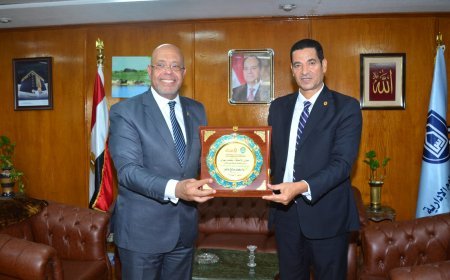 أكاديمية السادات تبحث مستقبل التأمين والرعاية الصحية.. وتوقع بروتوكولي تعاون مع GIG ومصر للتأمين