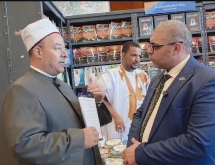 عضو الأمانة العلمية بالمجلس الأعلى للشؤون الإسلامية يشيد  بجهود مؤسسة «رسالة السلام» في نشر ثقافة السلام
