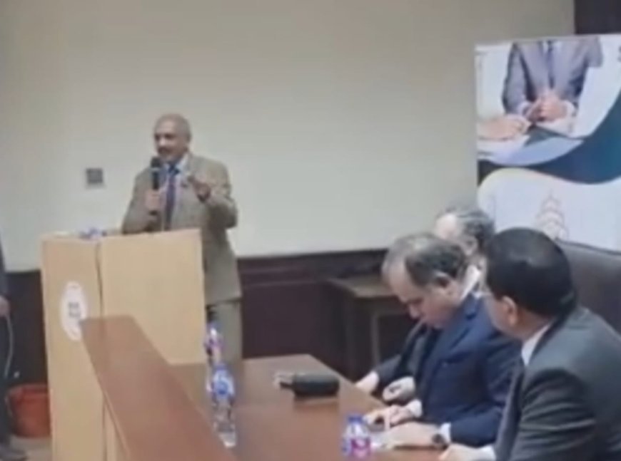 د. عبد الراضي رضوان فى أولى ندوات مؤسسة رسالة السلام العالمية تواكبا مع معرض مكتبة الإسكندرية الدولى للكتاب: ثورة 1919 وحرب أكتوبر المجيدة  جسدتا أسمى صور التلاحم بين أبناء الوطن في الدفاع عن مصر
