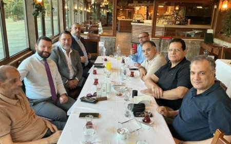 مفاجأة من إسطنبول.. رجل أعمال تركي يعلن رغبته في الانضمام إلى " رسالة السلام " | صور
