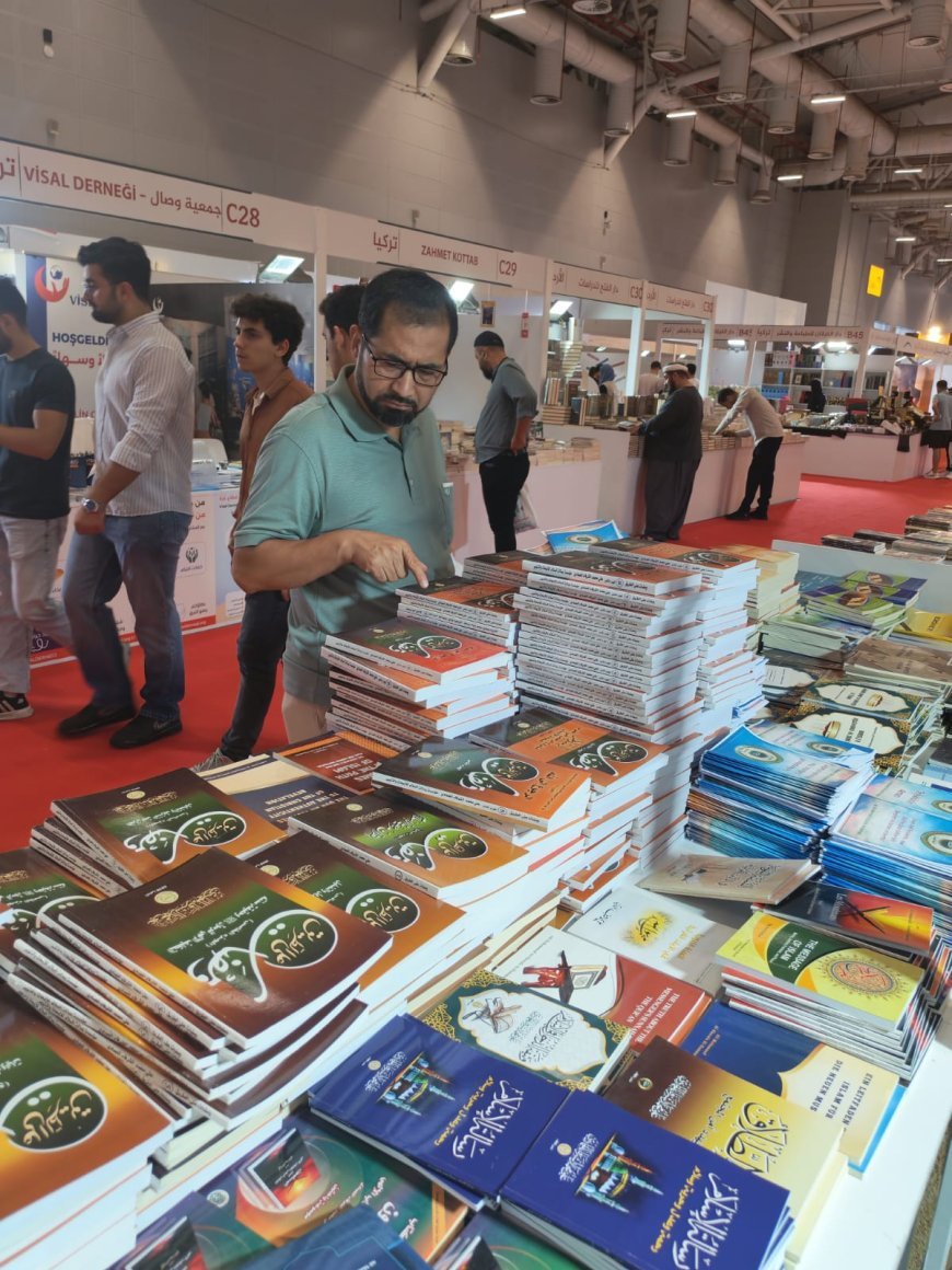 إقبال لافت على جناح "رسالة السلام "في اليوم الثاني لمعرض إسطنبول الدولي للكتاب