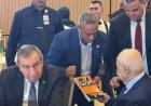 لطلال أبو غزالة رؤية «ومضات على الطريق» وأهداف مؤسسة رسالة السلام بحضور عصام شرف سبتمبر 27,