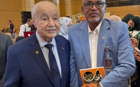 طلال أبو غزالة يشيد بكتاب «ومضات على الطريق» لعلي محمد الشرفاء: أمتنا تحتاج إلى مفكرين يدفعون نحو السلام العادل