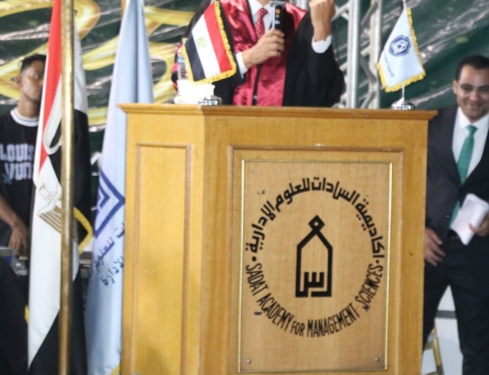 أكاديمية السادات تحتفي بتخريج الدفعة 42 من BIS.. خريجون مؤهلون لخدمة الدولة وصناعة المستقبل