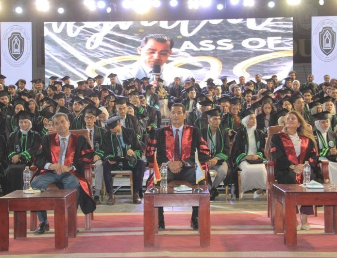 أكاديمية السادات تحتفل بتخريج الدفعة الثالثة من كلية الحاسبات والمعلومات: جيل جديد من الكوادر المؤهلة لصناعة المستقبل