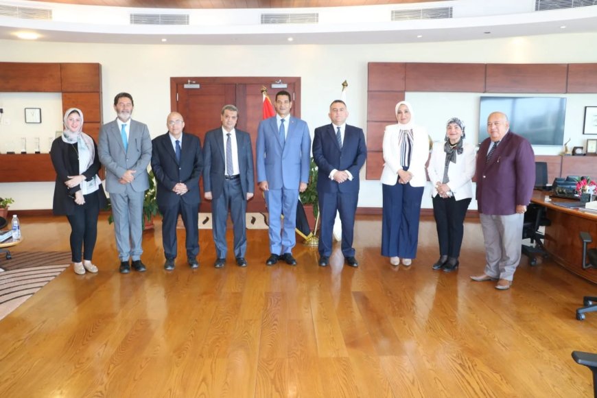 بروتوكول تعاون بين أكاديمية السادات والبورصة المصرية في مجالات التدريب والدراسات العليا