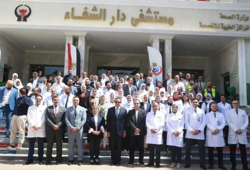 وزير الصحة يتفقد القسم المطور بمستشفى دار الشفاء ويوجه بإجراء فحص الماموجرام للسيدات المترددات | صور*