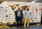 وفد مؤسسة رسالة السلام يسلم مؤلفات المفكر علي الشرفاء الحمادي لممثل جامعة Hull البريطانية بمعرض الجامعات الدولية بالقاهرة