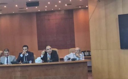*مدير عام مؤسسة رسالة السلام العالمية تقدم برنامجا تعليميا مقروءا ومسموعا ومرئيا* *لبناء وعي التلاميذ منذ الطفولة