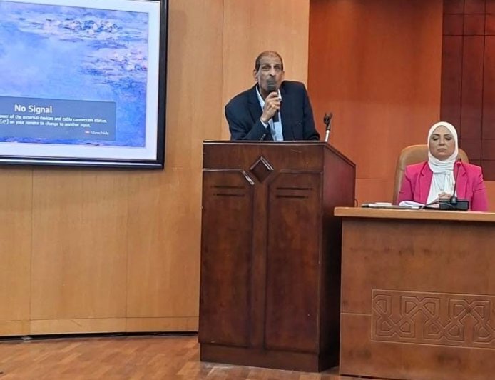 *عاطف زايد: كتاب «الطلاق يهدد أمن* *المجتمع» يتفق مع توجهات الرئيس السيسي للحفاظ على الأسرة المصرية