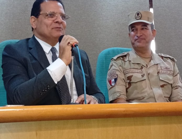 د.أحمد الشريف: روح انتصار أكتوبر تلهم العبور إلى الجمهورية الجديدة.. وزيادة الإنتاج ضرورة لاستقرار الدولة