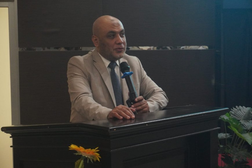 كتاب «الطلاق يهدد أمن المجتمع» يثير نقاشا واسعا في ندوة بجامعة مولانا مالك إبراهيم الإسلامية الحكومية بإندونيسيا